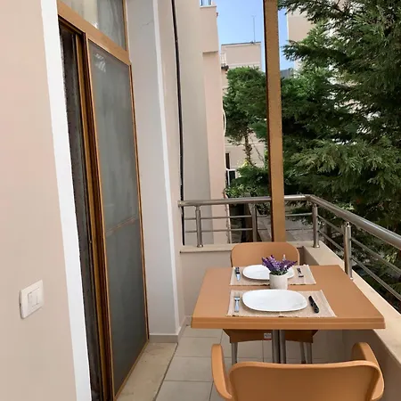 Villalumora * Durrës